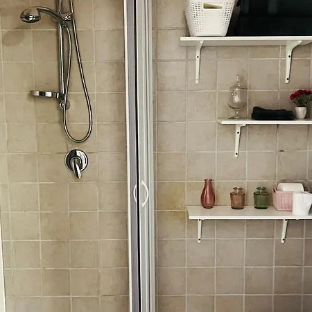 Holiday home Thea House *